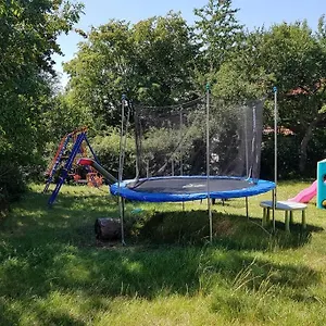 Apartment Dachwohnung Eyb Mit 3 Schlafzimmern, Ansbach